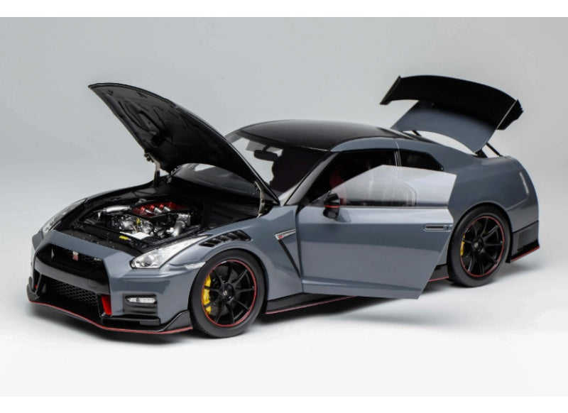 1:18 Nissan GT-R NISMO R35 2022 NISMO Stealth Gray MOTORHELIX Special Edition Limited Edition 999PCS ONLY DIECAST Model