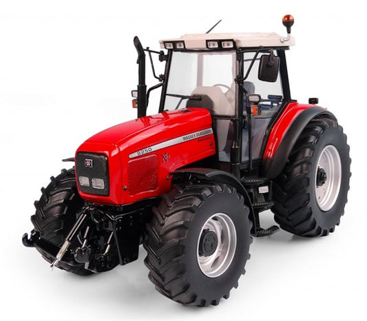 Universal Hobbies Massey Ferguson 8250 Agricultural tractor 1:32 Truck Pre-built Model