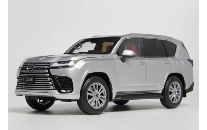 1:18 Lexus LX600 Silver LCD MODELS DIECAST Truck Model