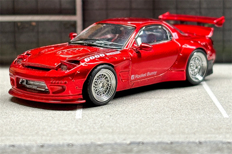 Master Mazda RX-7 FC3S Rocket Runny Pandem Transparent Red Limited Edition 1:64 Car Pre-built Airliner Model Display view1