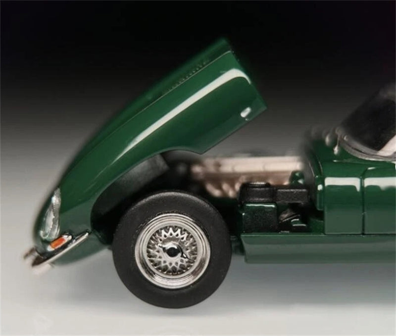 GFCC 1961 Jaguar E-Type Coupe hardtop version British Green Limited Edition 499PCS ONLY RHD 1:64 car Pre-built Model view6