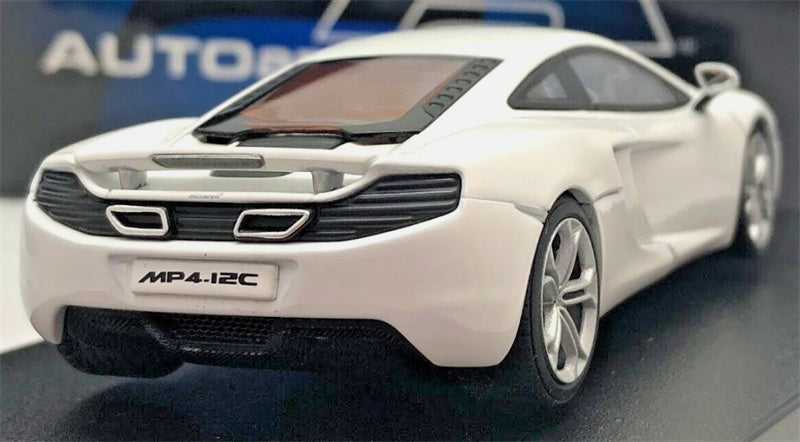 AUTOART McLaren MP4-12C white supercar 1:43 Car Pre-built Model view2