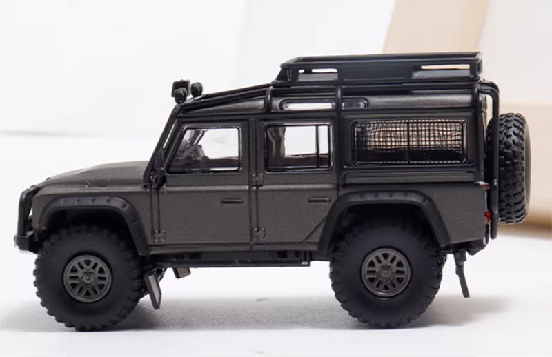 Master & Decode Land Rover Defender 110 4X4 modified gunmetal gray 1:64 Car Pre-built Airliner Model Display view3