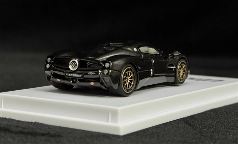 CM Model Pagani Utopia All Carbon Black 1:64 Car Pre-built Model view5