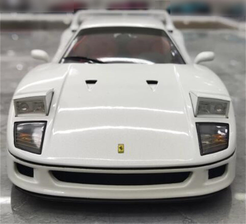 KYOSHO F40 Ferrari Car White 1:18 DIECAST CAR