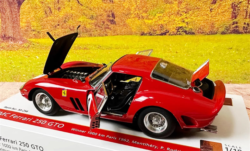 CMC Ferrari 250 GTO Winner 1000km Paris 1962 #3987 (LHD) Montlhery / R. Rodriguez #1 Limited Edition Red 1:18 Car Pre-a Model