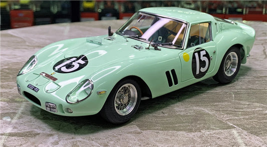 CMC Ferrari 250 GTO Winner 1962 #3505 (RHD) Moss Team Ireland #15 Avocado green Limited Edition 1:18 Car Pre-a Model