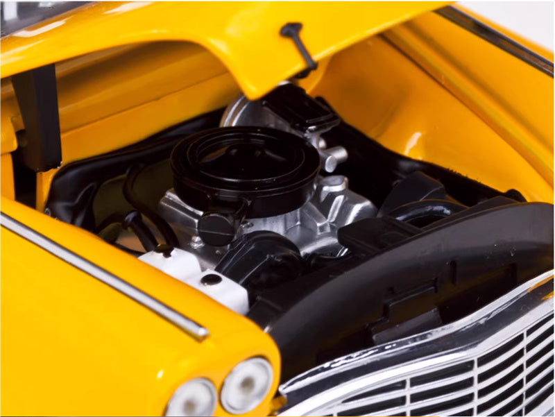 Sun Star 1981 Checker A11 New York Taxi Las Angeles Yellow 1:18 Car Pre-built Model view4