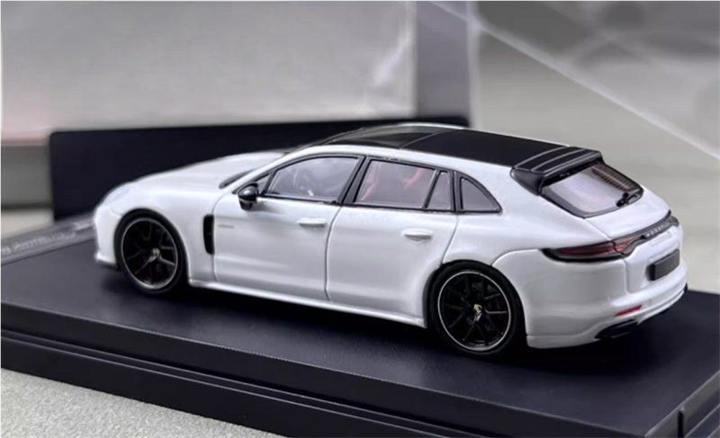 Rhino Model Porsche Panamera Hunting Edition Limited Edition 699PCS ONLY Pearlescent White - Comes with luggage 1:64 Car Pre-built Model view2