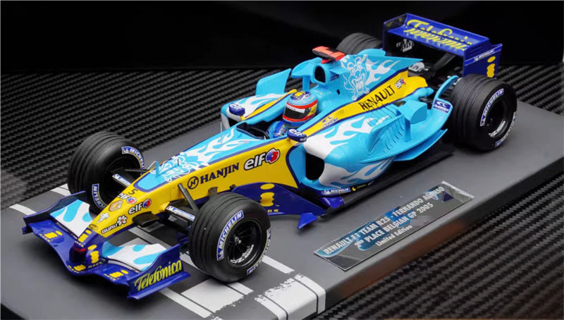 MINICHAMPS RENAULT R25 FERNANDO 2ND PLACE BELGIAN GP 2005 Limited Edition 1:18 Car Pre-built Model view1