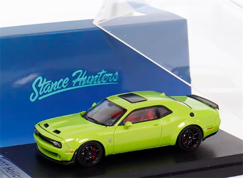 1:64 Dodge Challenger SRT Hellcat Limited Edition 699pcs ONLY  Green Stance Hunters DIECAST Model