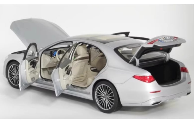 1:18 Mercedes-Benz S450 W222 Norev Diecast Model view2