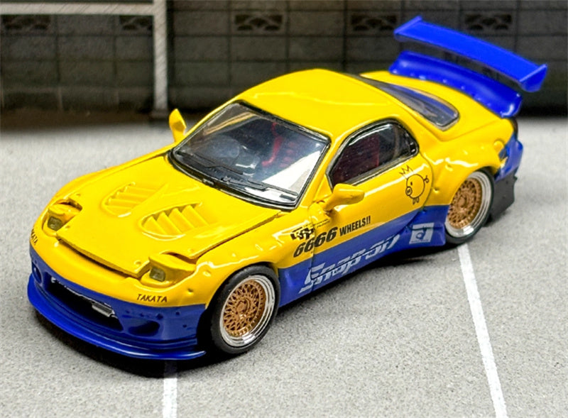 Master Mazda RX-7 FC3S Rocket Runny Pandem Blue yellow double spelling Limited Edition 1:64 Car Pre-built Airliner Model Display view6