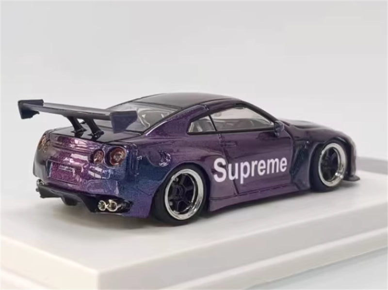 DOT Nissan GT-R R35 Pandem Rocket Bunny Magic Colour Purple 1:64 Car Pre-built Model