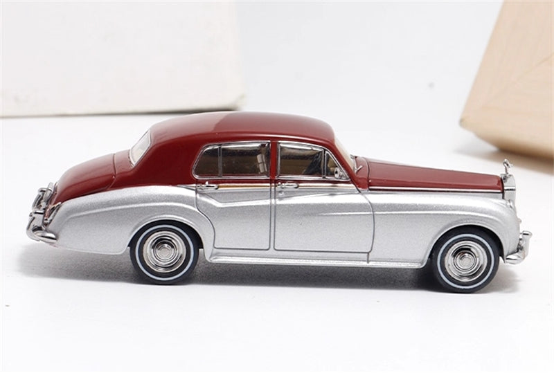 GFCC 1955 Rolls Royce Silver Cloud classic car Red Silver Double LHD 1:64 car Pre-built Model view6