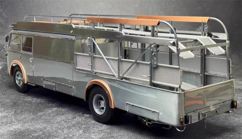 CMC Race Transporter Clear Finish Fiat 642 RN2 Bartoletti 1957 Limited Edition 500PCS ONLY 1:18 Truck Pre-built Model view5