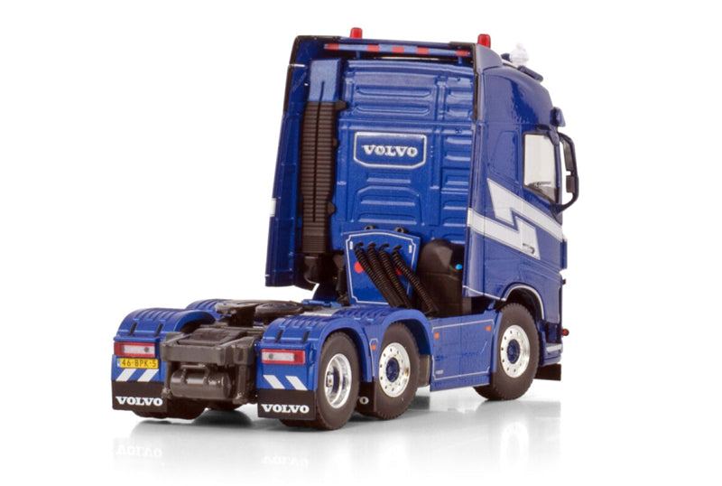 WSI VOLVO FH4 GLOBETROTTER 6X2 TWIN STEER V.O.F. Van der Wielen 1:50 Truck Pre-built Model