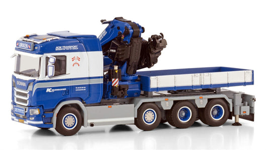 WSI SCANIA R NORMAL CR20N 8X2 TAG AXLE FASSI 1100 + BALLAST BOX AC Mejerimaskiner ACM Transport 1:50 Model