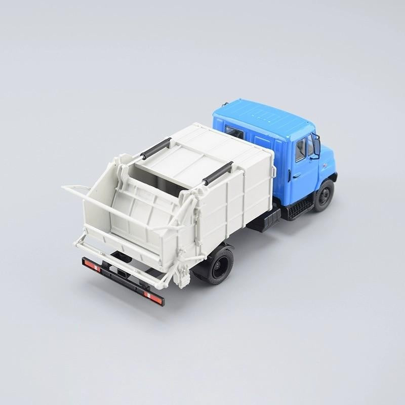 1:43   KO-442 Modimio   ABS Model