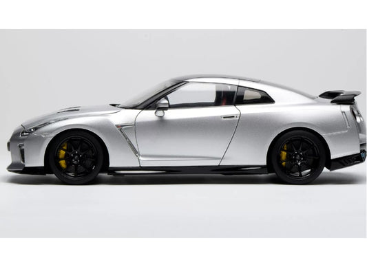 1:18 Nissan GT-R R35  Metal Silver Black Tail MOTORHELIX Limited Edition 599PCS ONLY DIECAST Model