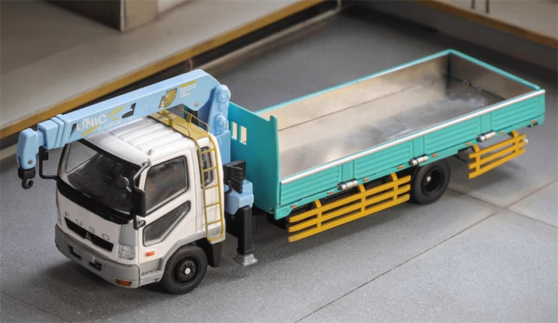 GCD Mitsubishi Fuso Boom Crane Truck white green with 6 wooden crates Limited Edition 888PCS ONLY RHD 1:64 Truck Pre-built Model view1