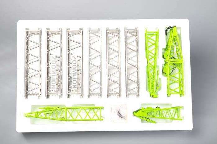 Zoomlion 9800 Crawler crane 1/50 DIECAST 0