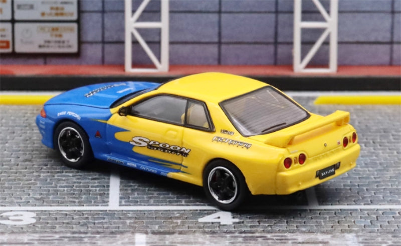 TIMEMICRO Nissan GTR R32 Z-Tune SPoon Painting w/ Figure Limited Edition 999PCS ONLY 1:64 Car Pre-built Model view4