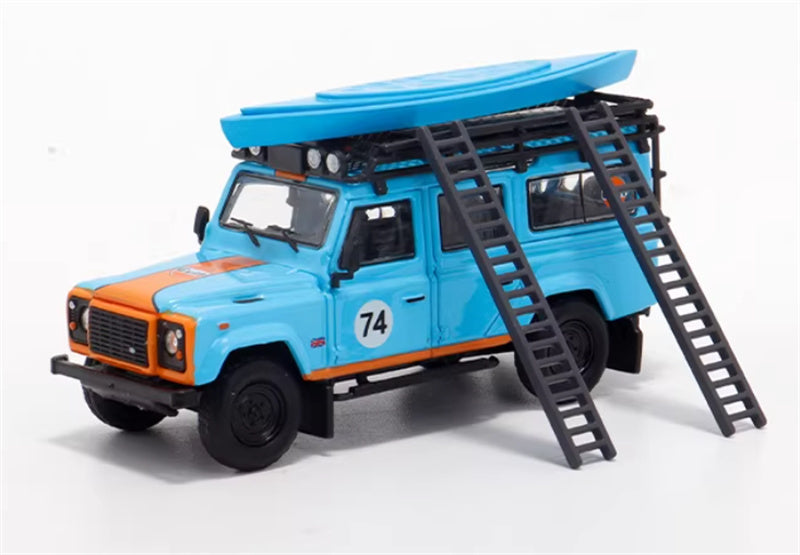 Master Land Rover Defender 110 Gulf coating with accessories 1:64 Car Pre-built Airliner Model Display view1