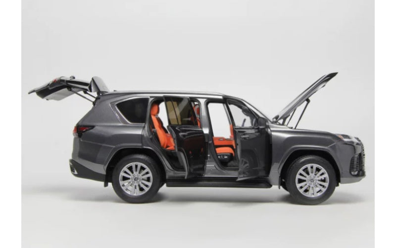 1:18 Lexus LX600 Gray LCD MODELS DIECAST Truck Model