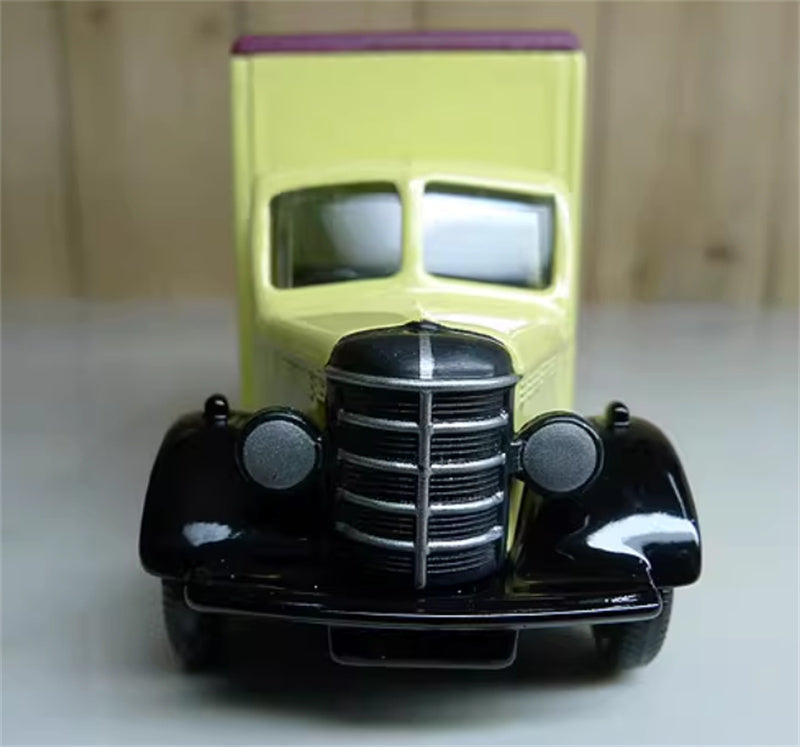 CORGI H.SAMUEL VAN HELPING YOU SAY IT BETTER SINCE 1862 SPECIAL EDITION COLLECTOR'S VAN 1:76 Truck Pre-built Model