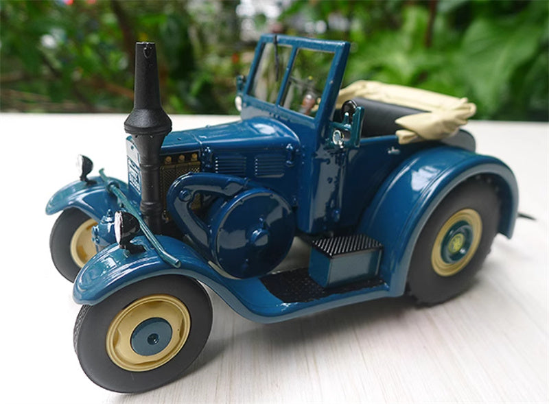 SCHUCO Lanz Eilbulldog German Bulldog Tractor Limited Edition 1500PCS ONLY royal blue 1:32 Truck Pre-built Model