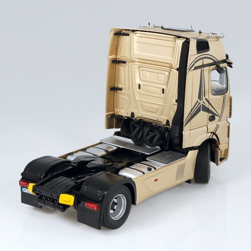 NZG Mercedes Benz Actros FH25 4*2 40 foot container trailer 1:18 DIECAST Truck Lorry