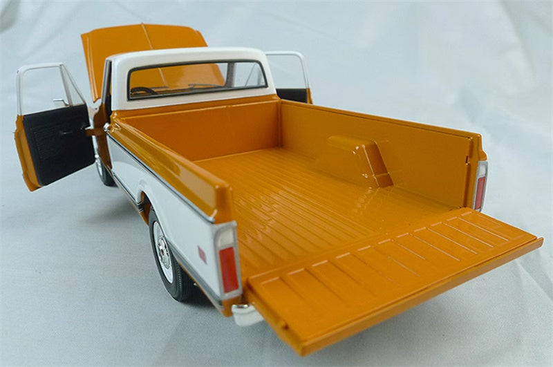 First Gear Chevrolet C-10 Pickup orange 1:25 Car Pre-built Model
