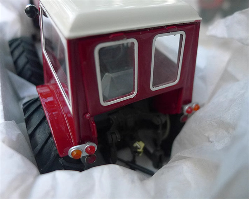 SCHUCO Steyr 1300 tractor wine red 1:32 Truck Pre-built Model