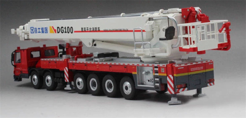 1:50 Mercedes-Benz  DG100 XCMG With Figure version Red White Diecast Model
