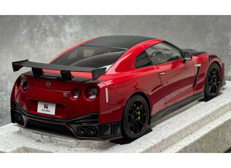 1:18 Nissan GT-R NISMO R35 2022 Vibrant Red MOTORHELIX Special Edition Limited Edition 699PCS ONLY DIECAST Model