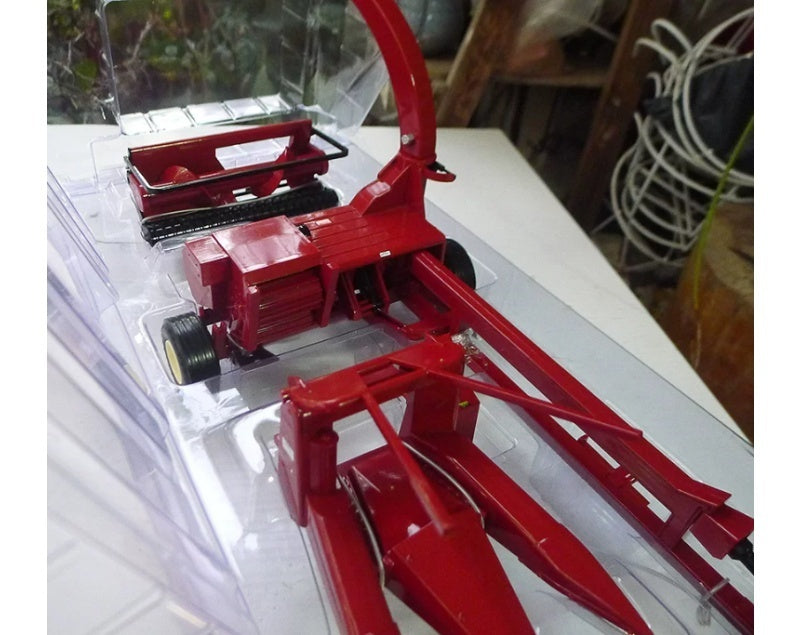 1:16 CASE IH  781 SpecCast  Red DIECAST Model