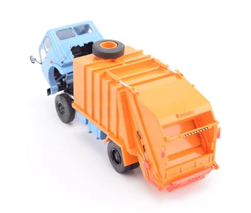 StartScaleModels Maz-5335 Soviet Minsk garbage truck 1:43 Truck Pre-built Airliner Model Display view2
