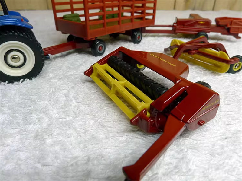 ERTL New Holland TG210 tractor trailer Haying Set red 1:64 Truck Pre-built Model