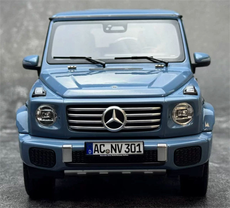 1:18 Mercedes-Benz G500 Classe 2024 Black - with luggage rack NOREV  DIECAST Model