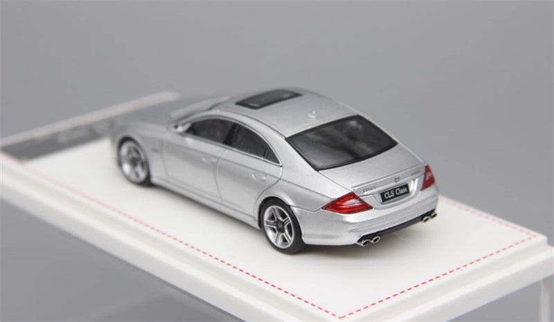 Focal Horizon Mercedes BENZ CLS63 AMG first generation C219 silver Limited Edition 999PCS ONLY 1:64 Car Pre-built Model view3