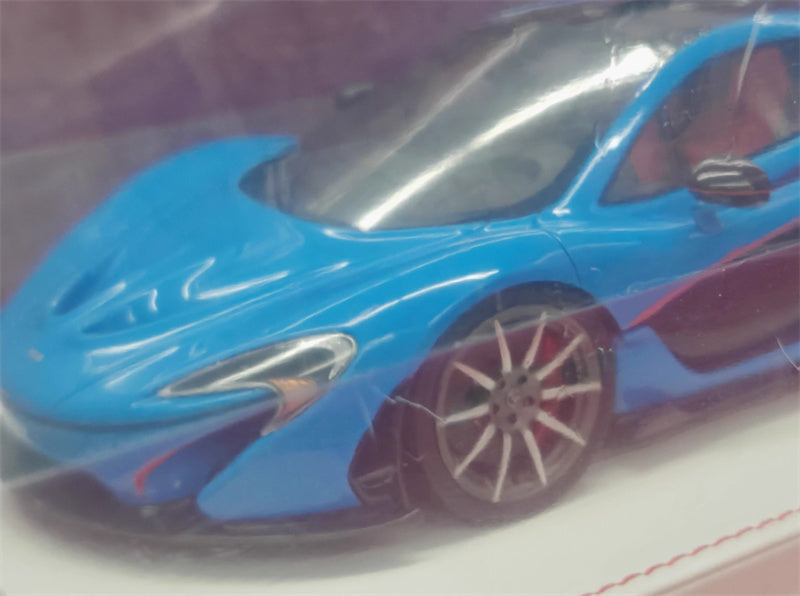 Dino Model McLaren p1 Blue Supercar White base 1:18 Car Pre-built Model view4