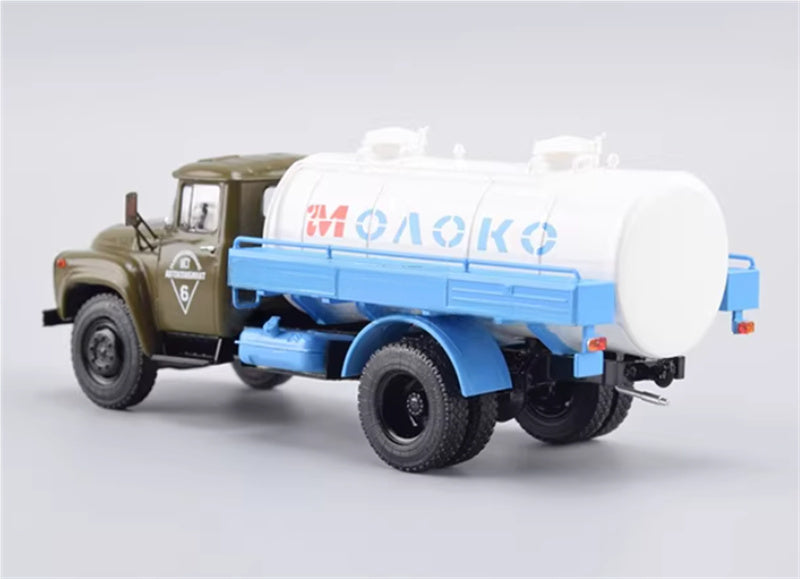 StartScaleModels Soviet ACPT-4,1 (ZIL-130) Milk transport truck 1:43 Truck Pre-built Airliner Model Display view2