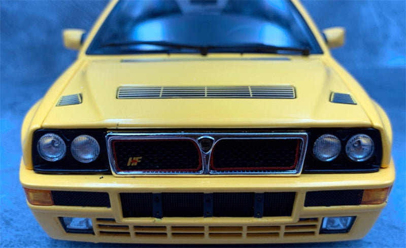 Kyosho LANCIA Delta HF Integrale 1992 Yellow 1:18 Car Pre-built Model view7