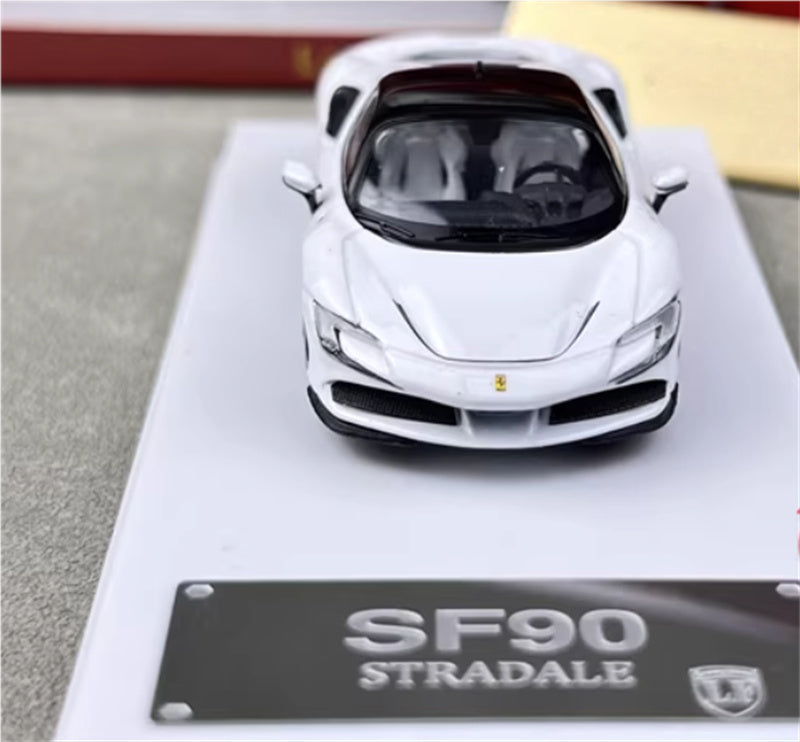 Lang feng Model Ferrari SF90 supercar White hardtop 1:64 Car Pre-built Airliner Model Display view7