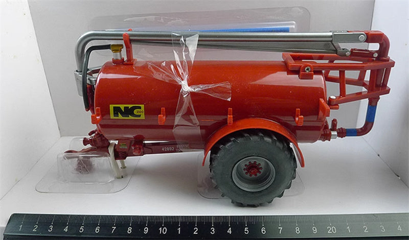 ERTL NC Slurry Ferry Tanker Red 1:32 Truck Accessories Pre-built Model