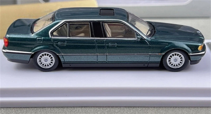 1:64 BMW E38 7 Series L7 96-98 British Racing Green DCM DIECAST Limited Edition 499pcs ONLY Model