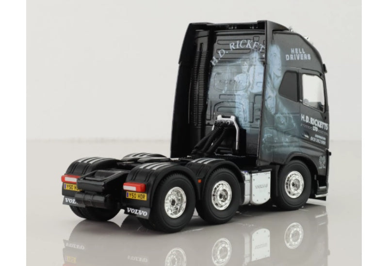 CORGI Volvo FH Space Cab H.D. Ricketts Ltd "Hell Drivers" 1/50 Truck Pre-built Model