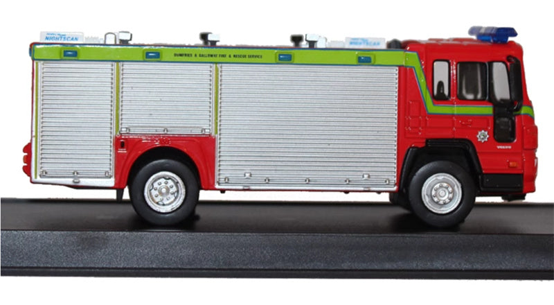 Red Base Volvo Major Rescue FL 614-UK-2000 1:64 Truck Pre-built Model