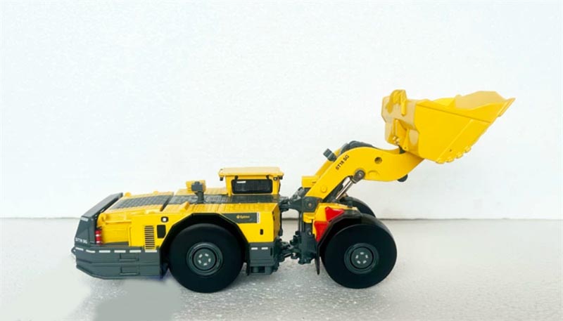1:50   ST18 SG Epiroc  Yellow Diecast Model